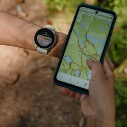 Suunto Suunto 9 Peak Pro Titanium Sand Blanc -Suunto main SS050808000 8 Suunto 9 Peak Pro TitaniumSand lifestyle 2000px e322